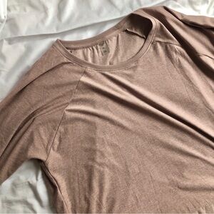 Super soft Mauve Long Sleeve Pullover Top - Athleisure yoga